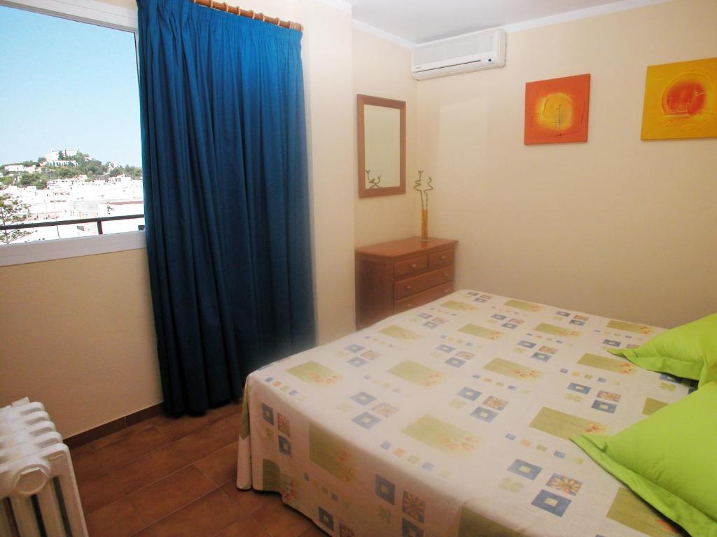 Apartamentos Ebusus Santa Eularia des Riu Rum bild